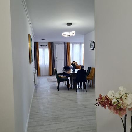Toronto Deluxe Residence Timisoara Esterno foto