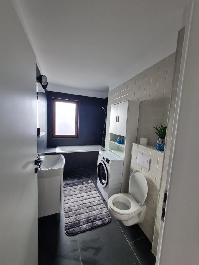 Toronto Deluxe Residence Timisoara Esterno foto